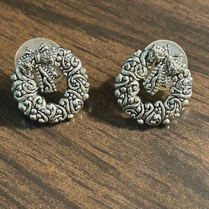 Elegant Silver-Toned Earrings Wreaths